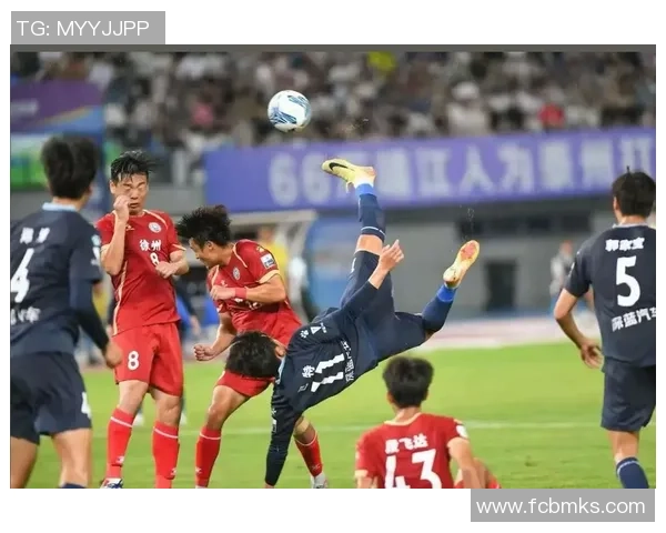 足球明星精彩瞬间集锦展现他们的独特代表动作与激情时刻 足球明星精彩瞬间集锦展现他们的独特代表动作与激情时刻